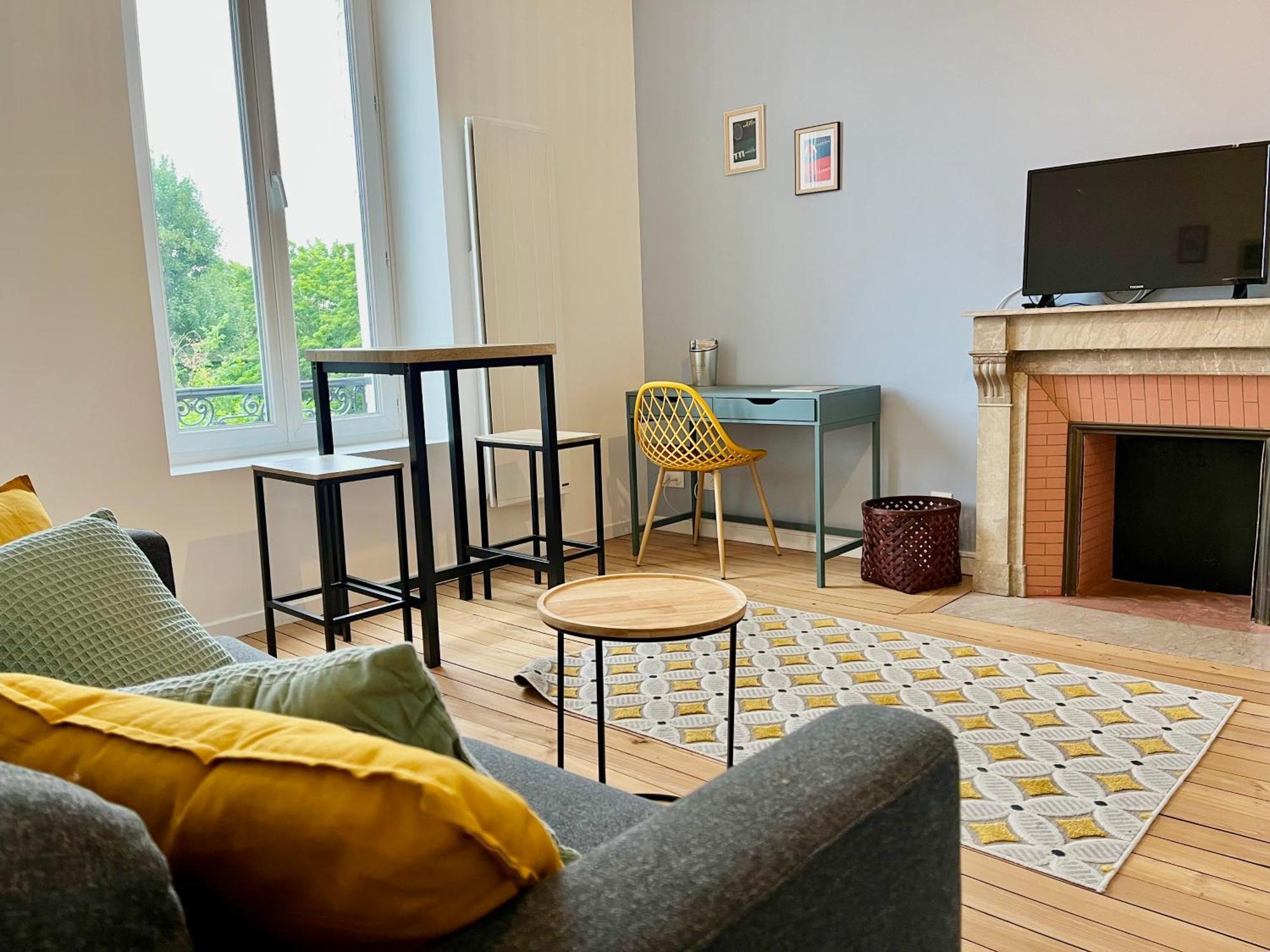 Suite Clovis 6 Reims Exterior photo